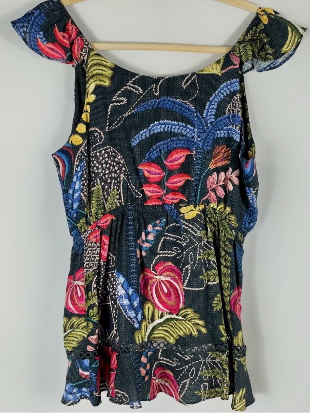 Farm Rio x Anthropologie Tropical Themed Button Down Tank New Wout tag 🏷️ - Picture 4 of 10